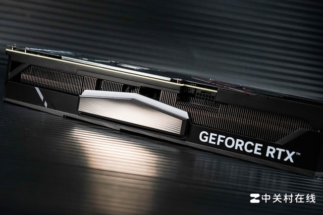 iGame RTX 4070 Ti SUPERͼ