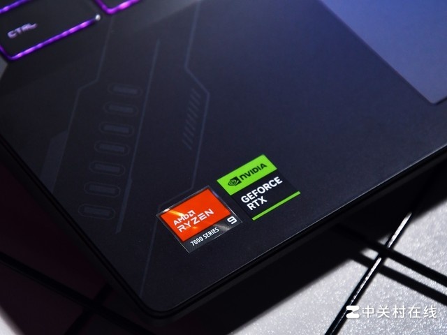 ʵ���羺 Խ������ RTX5060���� ΢����Ӱ16������2025ͼ��