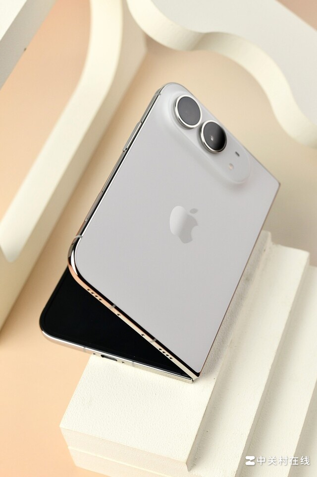 iPhone Duo ����ͼ�ͣ�ƻ����һ���۵�����������