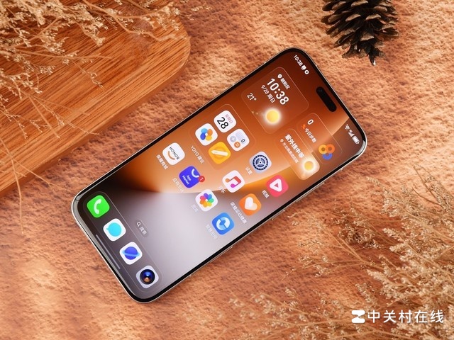 AI���콢�ǳ� ��ҫ Magic 8 Pro�»�ͼ��