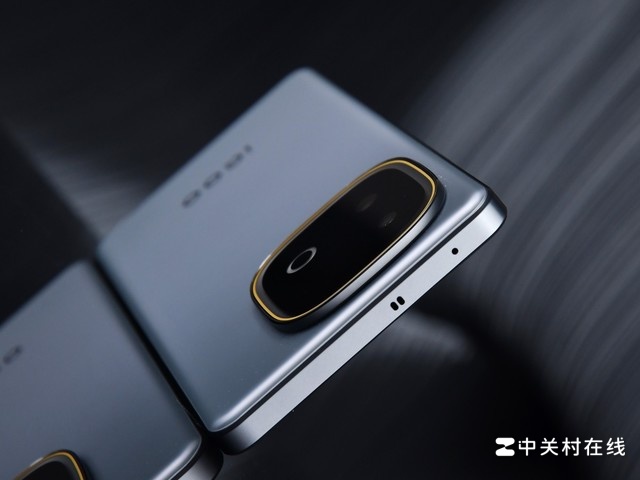 ������ѧ�ٽ��� iQOO Z10 Turbo+�»�ͼ��