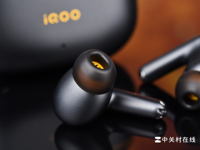 iQOO TWS 5��ͼ���� ����������Ϸ��Сʱ