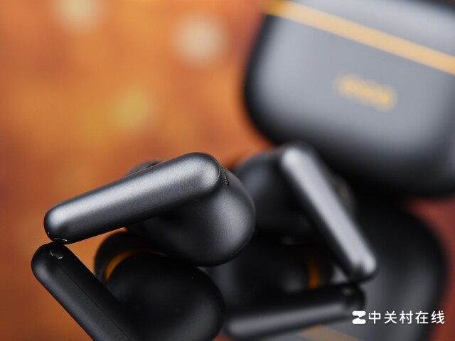 iQOO TWS 5��ͼ���� ����������Ϸ��Сʱ