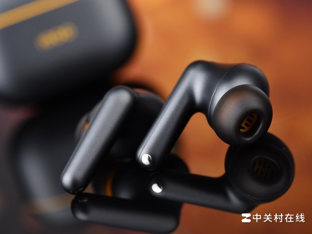 iQOO TWS 5��ͼ���� ����������Ϸ��Сʱ