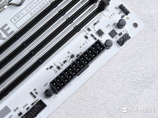 ����ʯ PURE B850M WIFI ����ͼ��