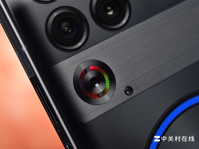 红魔11S PRO+氘锋透明暗夜图赏:科技与美学的融合