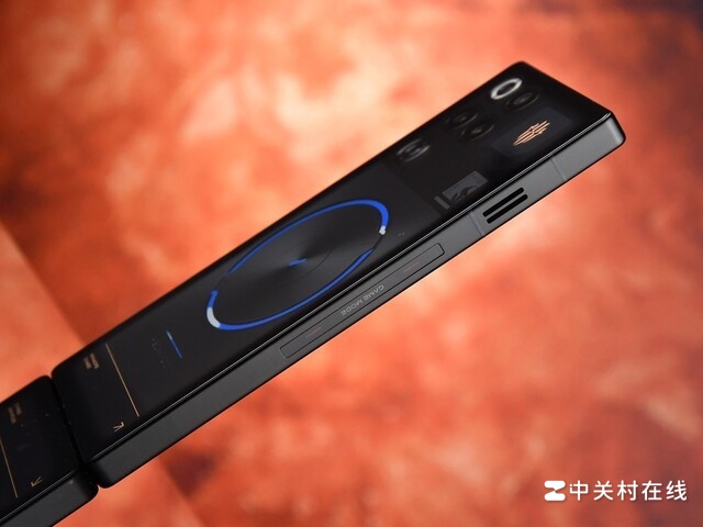 红魔11S PRO+氘锋透明暗夜图赏:科技与美学的融合