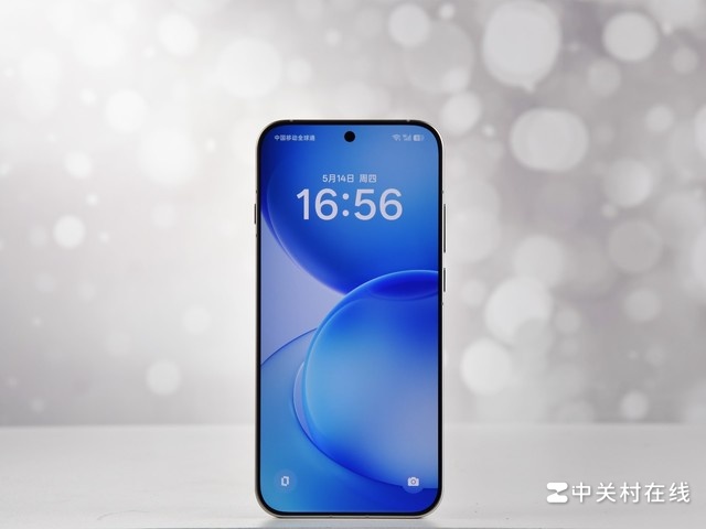 ����3D�����Ӿ��� OPPO Reno16 Proͼ��