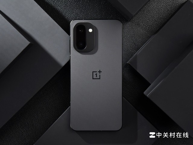 һ�� Ace 6T��ͼ���ͣ���Ƹ�����Զ��������һ��