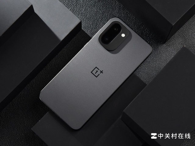 һ�� Ace 6T��ͼ���ͣ���Ƹ�����Զ��������һ��