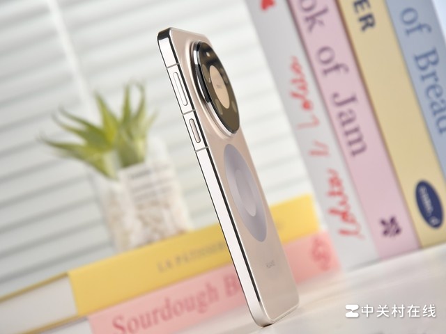 Ϊ Mate 80 Pro Maxͼͣ˫ƣԢ⼪