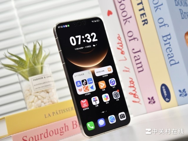 Ϊ Mate 80 Pro Maxͼͣ˫ƣԢ⼪