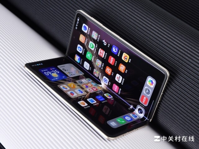 �۵����콢�ᱡ�컨�� ��ҫMagic V5�»�ͼ��