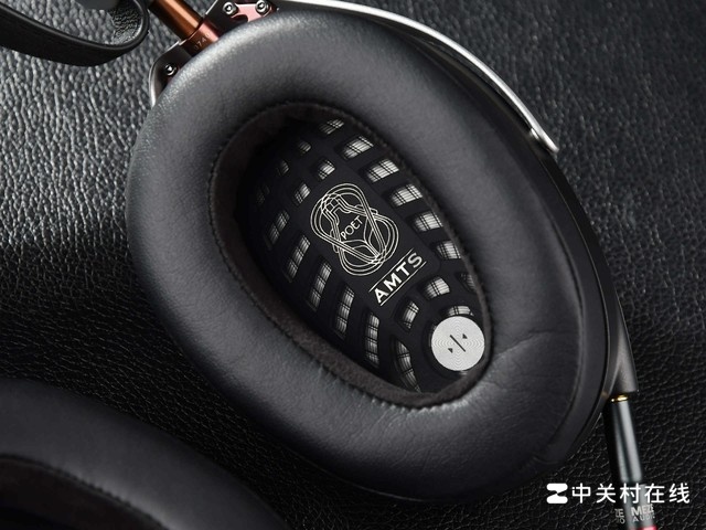 工艺美学与自然之声的典范:Meze POET平板耳机图赏