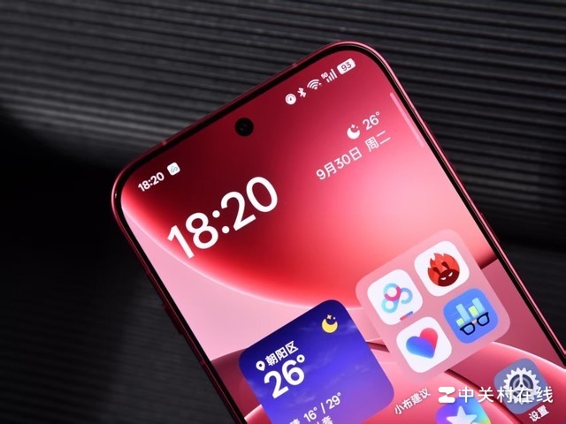 全系绒砂工艺,OPPO Find X9系列新机图赏