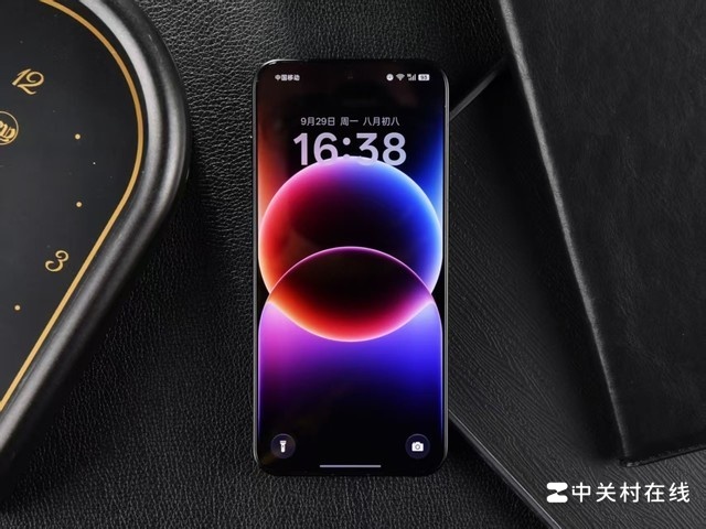 全系绒砂工艺,OPPO Find X9系列新机图赏