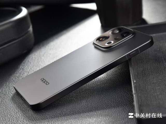 全系绒砂工艺,OPPO Find X9系列新机图赏
