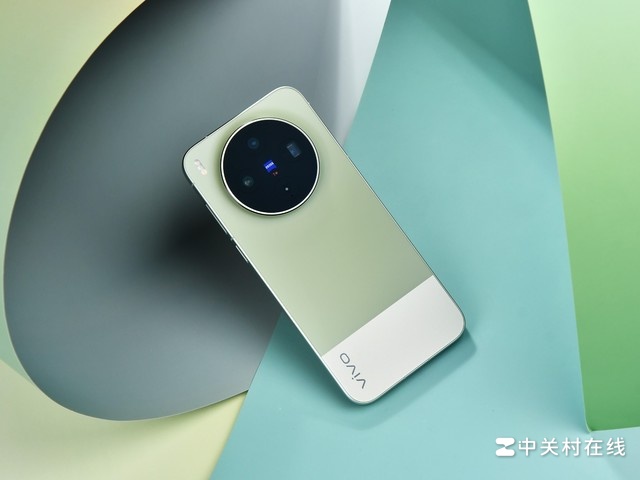 ChMkLWnCR62IDU-PAAIdgpJ-JZkAAH2AQIcg_8AAh2a397.jpg
