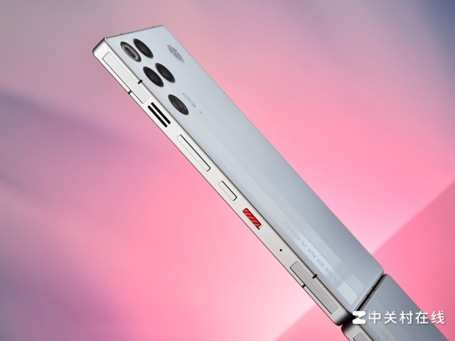 ��ħ 11 Pro����ս���ͼ�ͣ������ǵ羺����