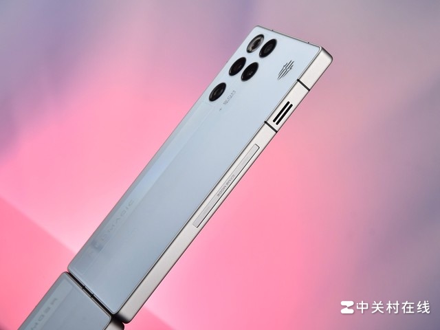 ��ħ 11 Pro����ս���ͼ�ͣ������ǵ羺����