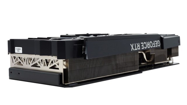 Epicϲ+1 RTX4070TI㳩ϲһ