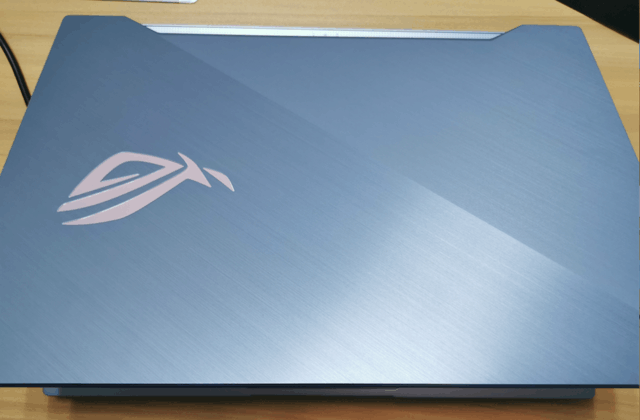 在家也能搞创意rog幻15冰川蓝让你手到擒来