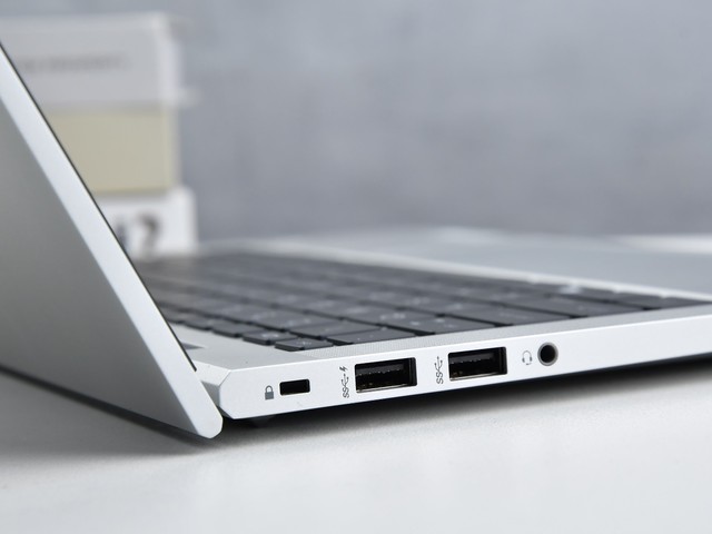 低于1kg比杂志还轻薄5000元就能买到惠普probook635