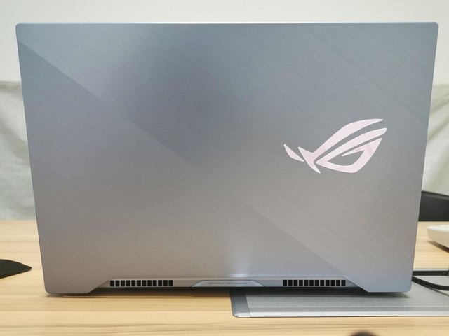 在家也能搞创意rog幻15冰川蓝让你手到擒来