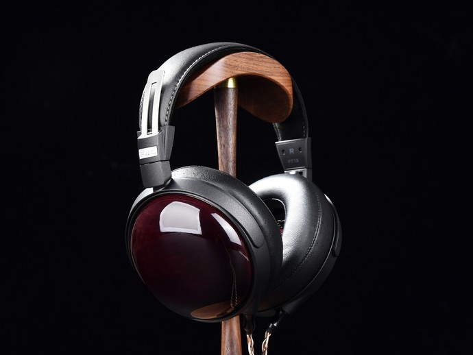 品味木碗动圈的独特魅力，飞傲FT13耳机开箱图赏