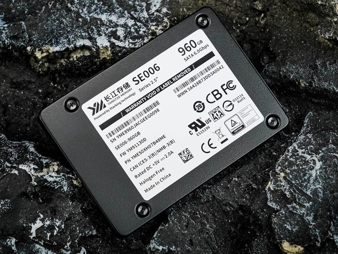 �����洢SE006��ҵ����̬Ӳ������ ���ݸ�Ч�߿ɿ���������