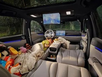 别克至境E7插混SUV上市：15.49万起，专为家庭带娃场景深度优化