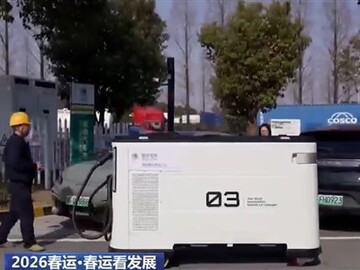 春运充电难题破局：智慧机器人桩找车提升服务区充电效率