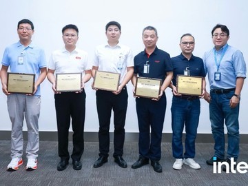 英特尔联合五巨头，如何打通UQD互插“最后一毫米”？