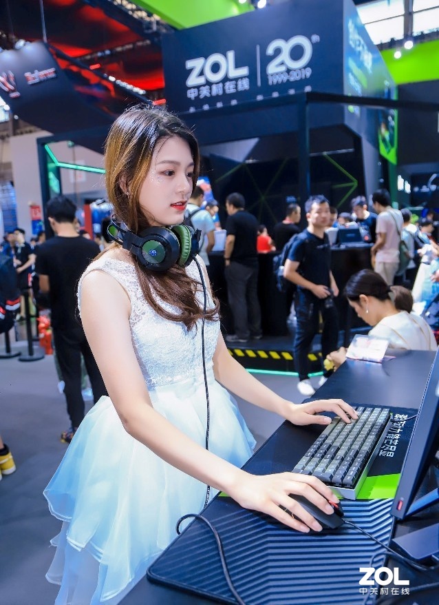 ChinaJoy2019 ˫չ̨ЩܴС