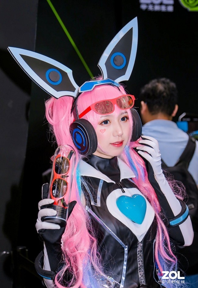 ܴ˲ Chinajoy2019չ̨ͼ