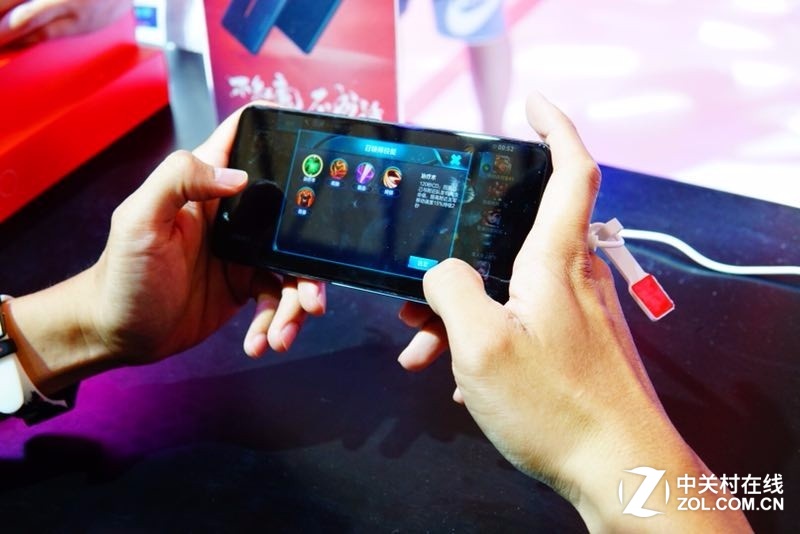 最美游戏手机红魔电竞游戏手机cj现场实拍