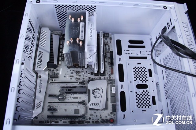 װһ̨Ryzenɫ ϲ